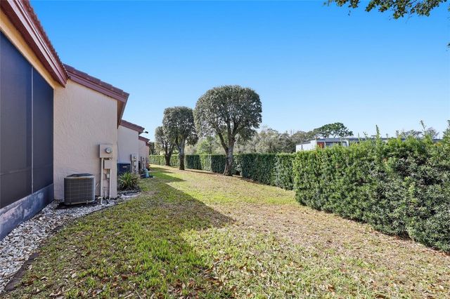 3176 TAMARIND CIRCLE 19, Kissimmee, FL 34747