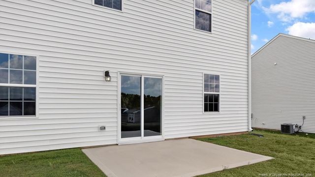 712 Lazy Elm Lane, Aberdeen, NC 28315