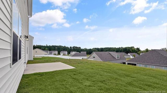 712 Lazy Elm Lane, Aberdeen, NC 28315