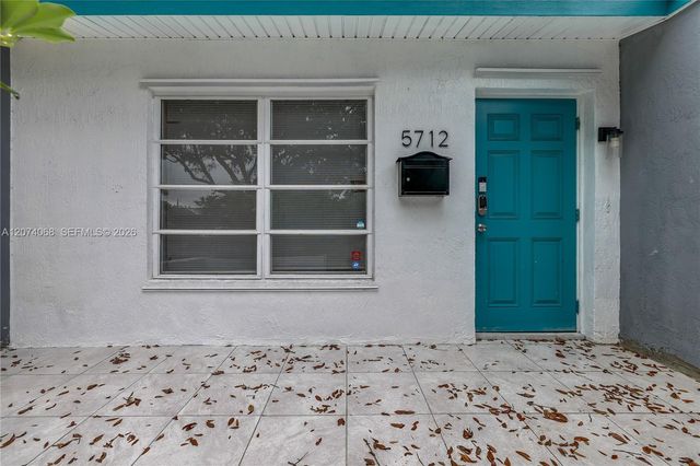 5712 Monroe Street, Hollywood, FL 33023