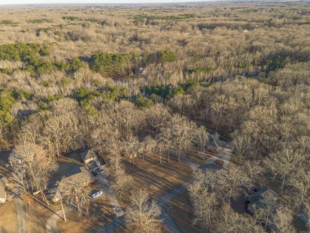 315 Confederate Woods, Cabot, AR 72023