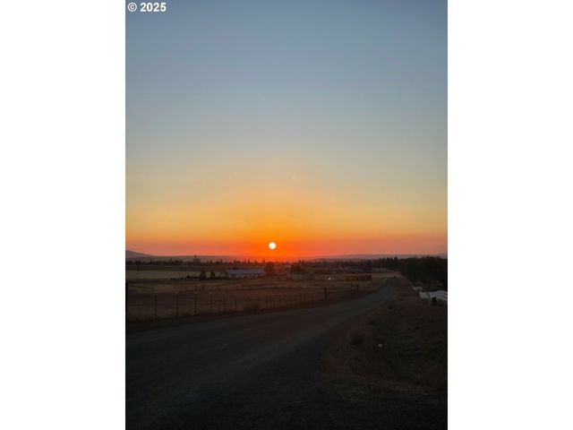 22 GLEN AFFRIC Rd, Goldendale, WA 98620