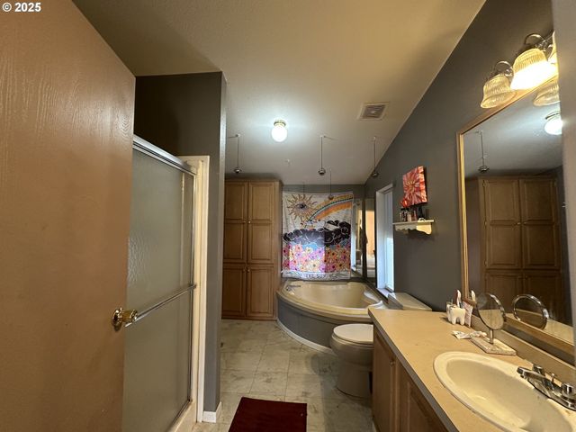 22 GLEN AFFRIC Rd, Goldendale, WA 98620