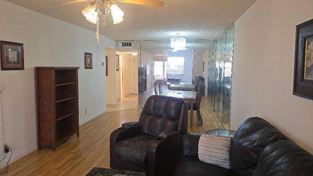 3251 Holiday Springs Boulevard 302, Margate, FL 33063