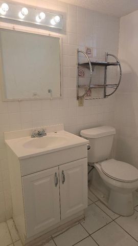 3251 Holiday Springs Boulevard 302, Margate, FL 33063