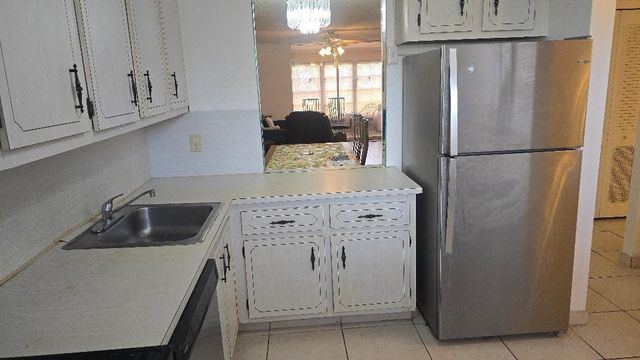 3251 Holiday Springs Boulevard 302, Margate, FL 33063