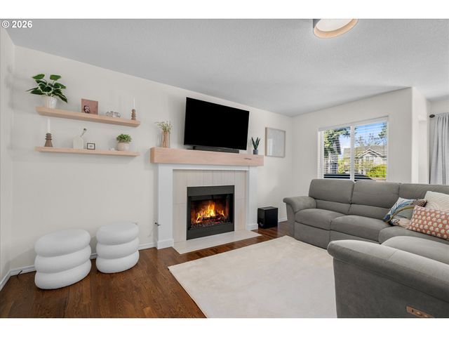 5501 Se CLEARBROOK St, Hillsboro, OR 97123