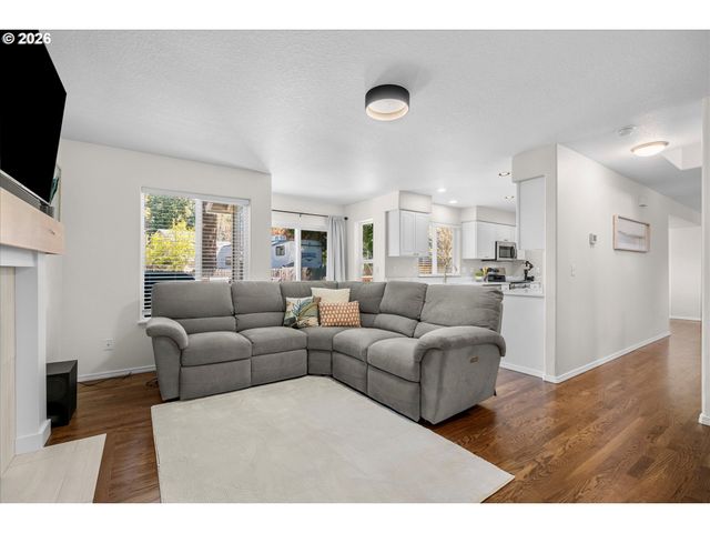 5501 Se CLEARBROOK St, Hillsboro, OR 97123