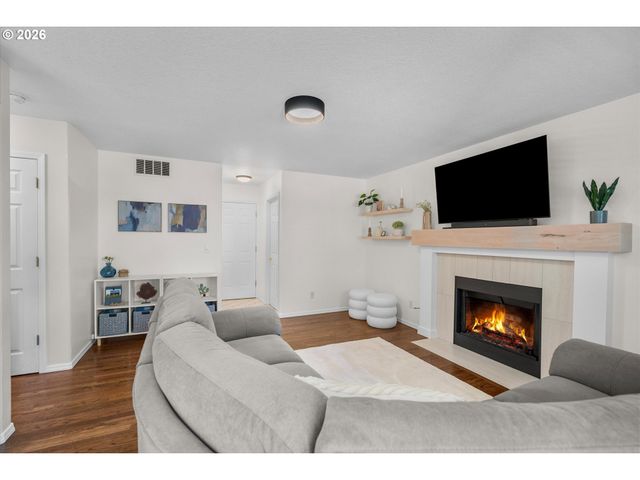 5501 Se CLEARBROOK St, Hillsboro, OR 97123