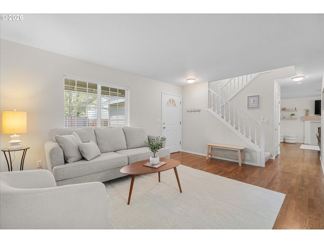 5501 Se CLEARBROOK St, Hillsboro, OR 97123