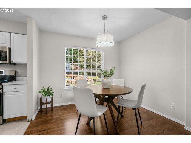 5501 Se CLEARBROOK St, Hillsboro, OR 97123