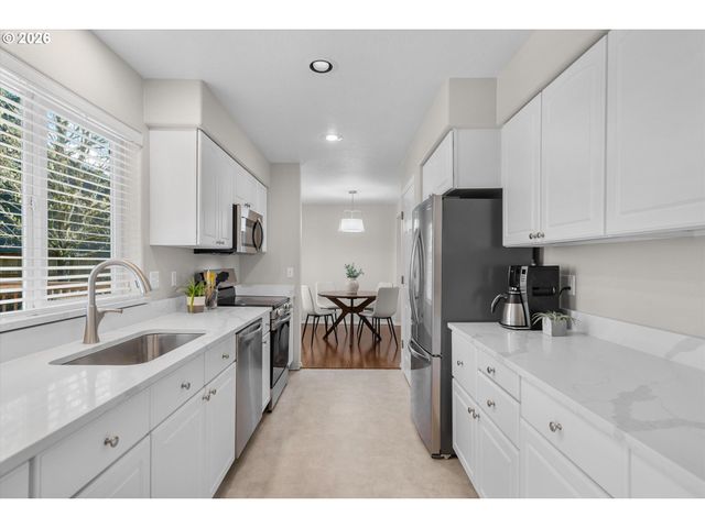 5501 Se CLEARBROOK St, Hillsboro, OR 97123