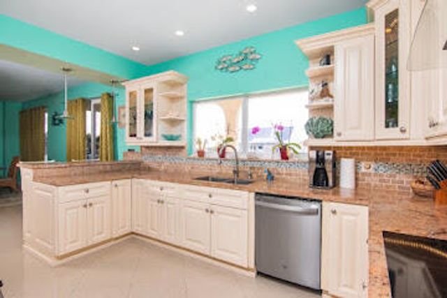 411 Sombrero Beach Road, Marathon, FL 33050