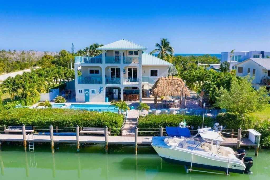411 Sombrero Beach Road, Marathon, FL 33050