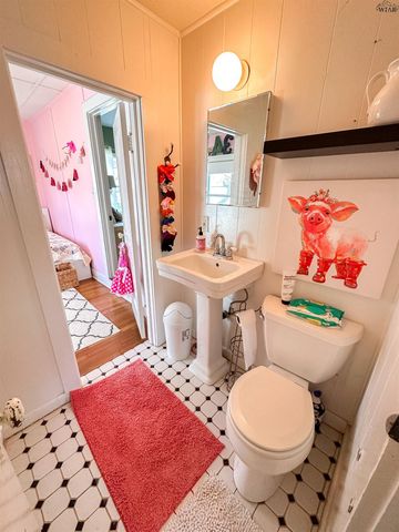 1652 ARDATH AVENUE, Wichita Falls, TX 76301