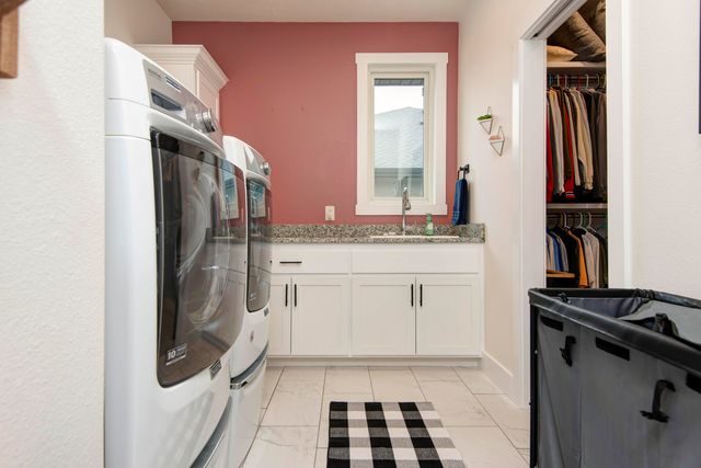 6099 S Hampton Avenue, Springfield, MO 65810
