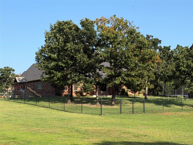 101 Liberty Circle, Mcalester, OK 74501