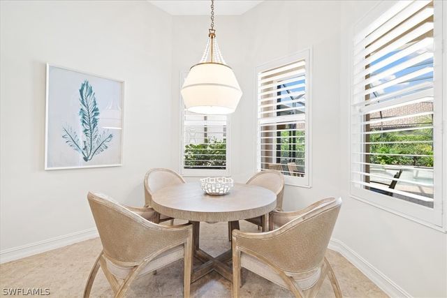 7831 Valencia CT, Naples, FL 34113