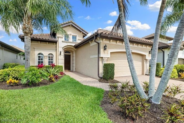 7831 Valencia CT, Naples, FL 34113