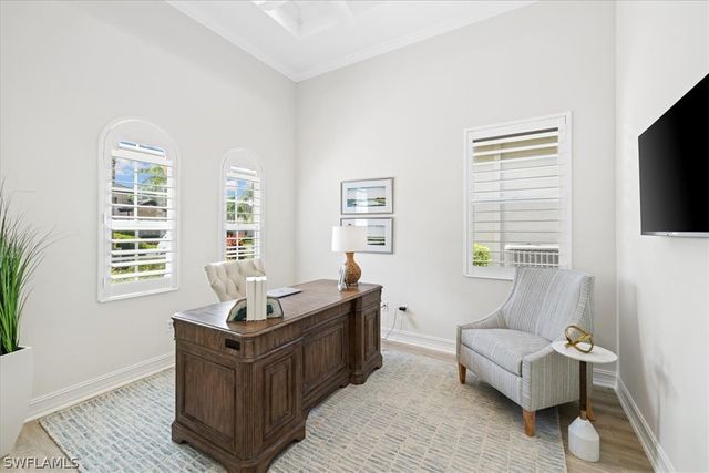 7831 Valencia CT, Naples, FL 34113