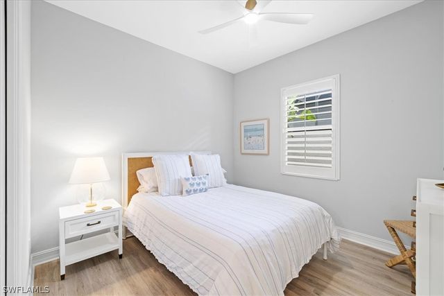 7831 Valencia CT, Naples, FL 34113