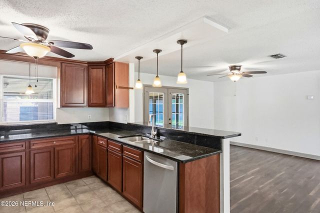 1089 GROVE Cove, Jacksonville, FL 32221