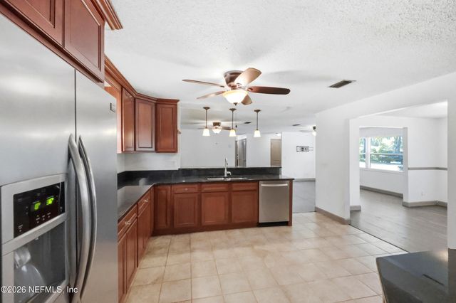 1089 GROVE Cove, Jacksonville, FL 32221