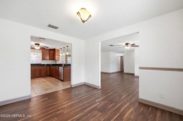 1089 GROVE Cove, Jacksonville, FL 32221