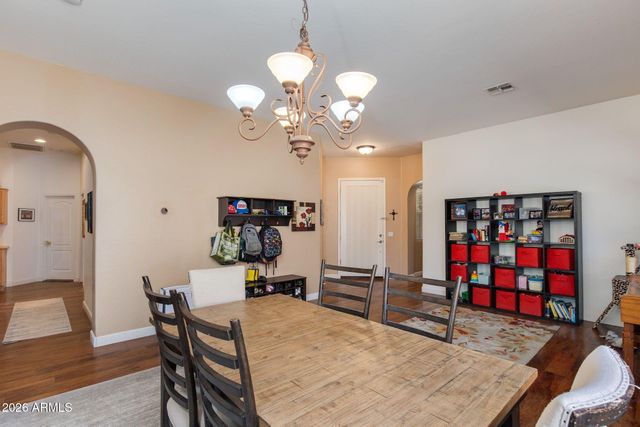 3002 W SENTINEL ROCK Road, Phoenix, AZ 85086