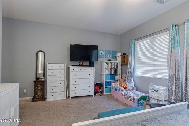 3002 W SENTINEL ROCK Road, Phoenix, AZ 85086