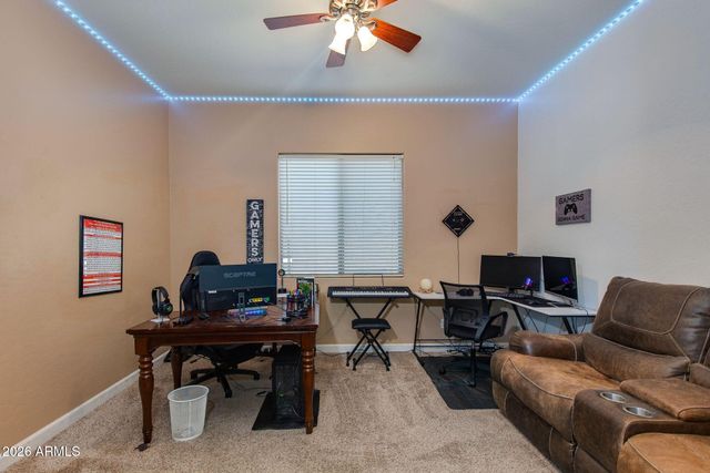 3002 W SENTINEL ROCK Road, Phoenix, AZ 85086