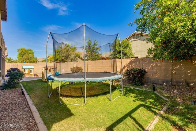 3002 W SENTINEL ROCK Road, Phoenix, AZ 85086