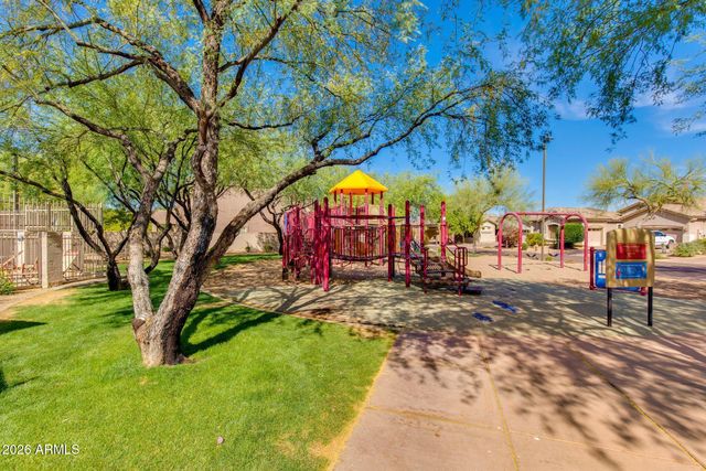 3002 W SENTINEL ROCK Road, Phoenix, AZ 85086