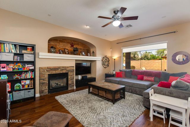 3002 W SENTINEL ROCK Road, Phoenix, AZ 85086