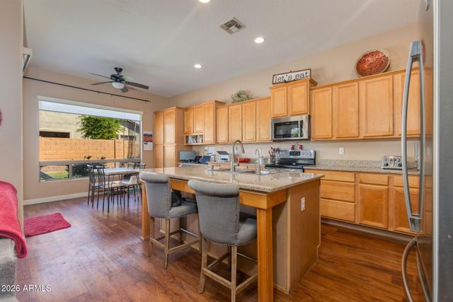 3002 W SENTINEL ROCK Road, Phoenix, AZ 85086