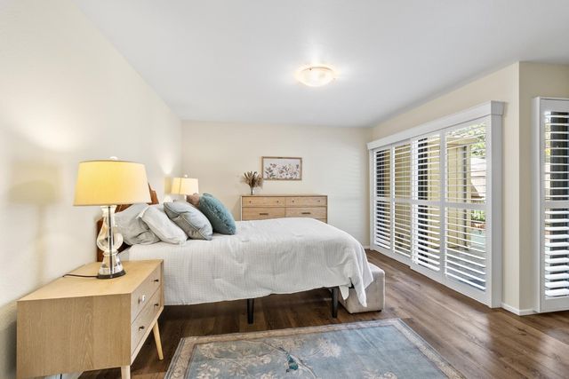 2240 Swarthmore Dr, Sacramento, CA 95825