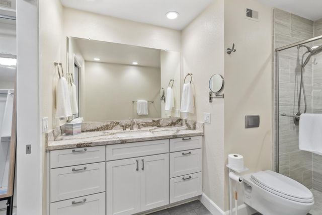 2240 Swarthmore Dr, Sacramento, CA 95825