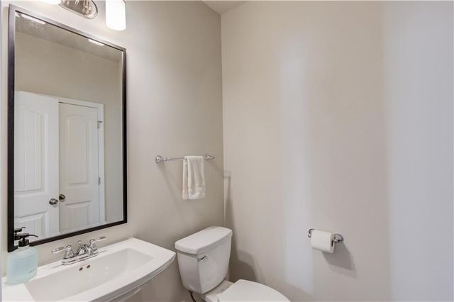 675 Country Ridge Drive, Hoschton, GA 30548