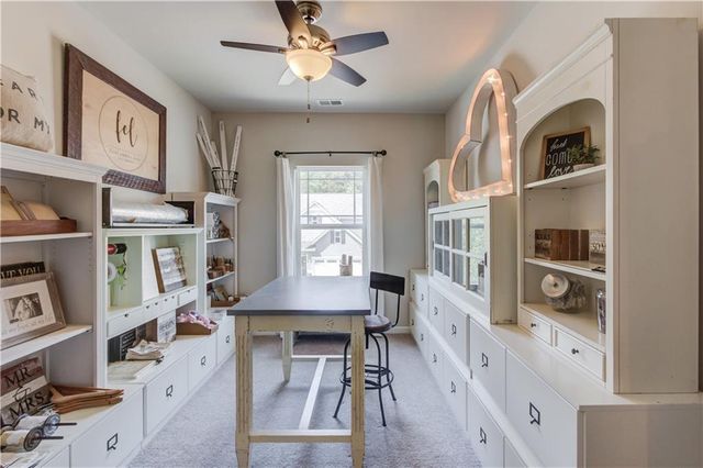 675 Country Ridge Drive, Hoschton, GA 30548