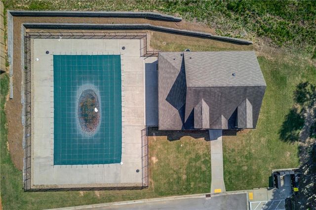 675 Country Ridge Drive, Hoschton, GA 30548