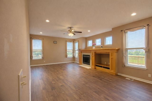 3902 Valley View Road, Ames, IA 50010