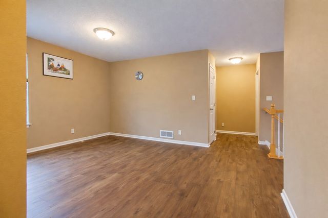 3902 Valley View Road, Ames, IA 50010