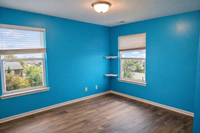 3902 Valley View Road, Ames, IA 50010