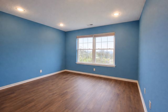 3902 Valley View Road, Ames, IA 50010