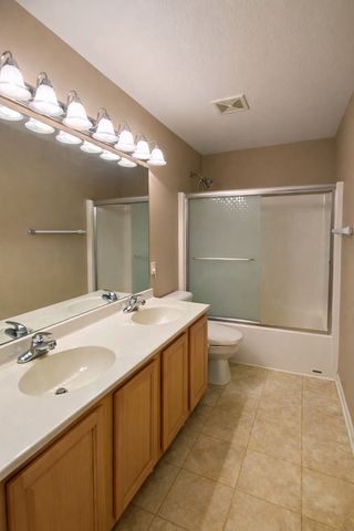 3902 Valley View Road, Ames, IA 50010