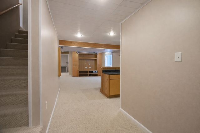 3902 Valley View Road, Ames, IA 50010