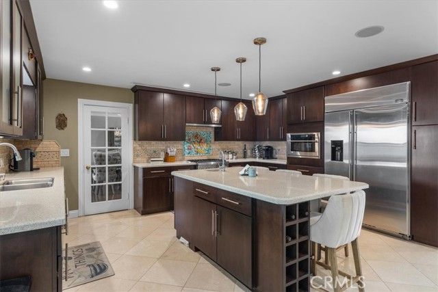 3435 Oakmont View Drive, Glendale, CA 91208