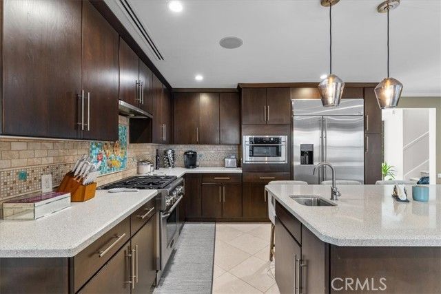 3435 Oakmont View Drive, Glendale, CA 91208