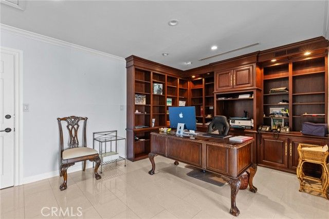 3435 Oakmont View Drive, Glendale, CA 91208