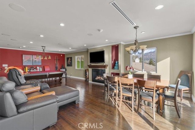 3435 Oakmont View Drive, Glendale, CA 91208